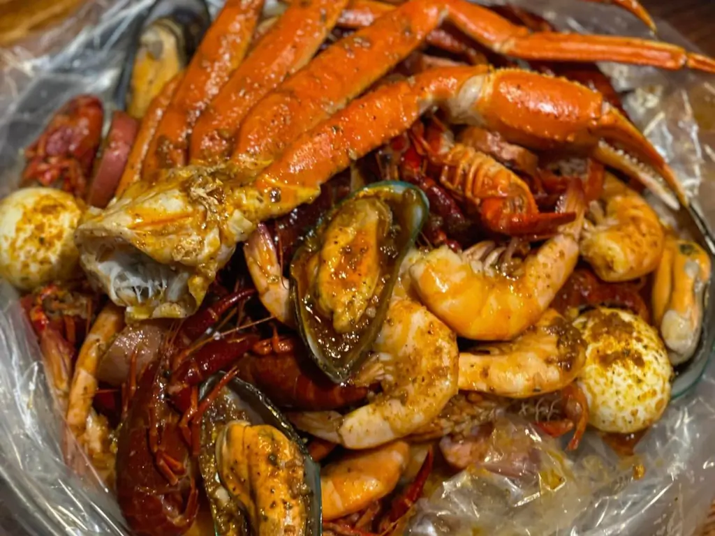 Seafood Restaurant The Juicy Seafood | Savannah